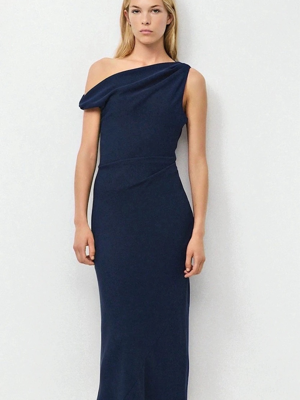 Aritzia Klea Dress in Navy Blue